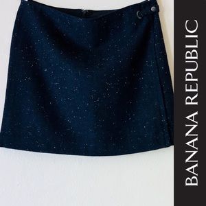 NWOT  Banana Republic Skirt